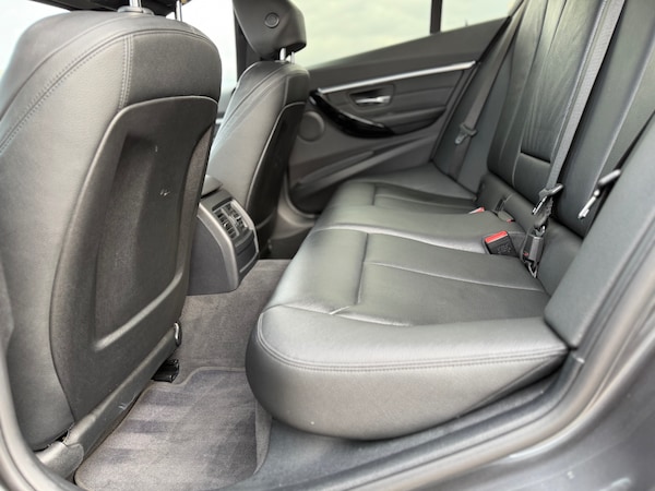 Used BMW 3 Series 2018 for sale - 75583236: Photo 12