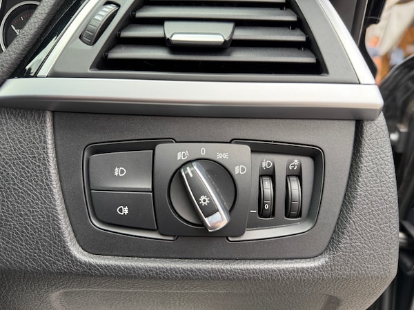 Used BMW 3 Series 2018 for sale - 75583236: Photo 29
