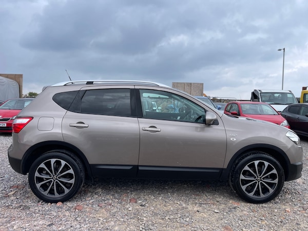 Used Nissan Qashqai 2012 for sale - 75426926: Photo 2