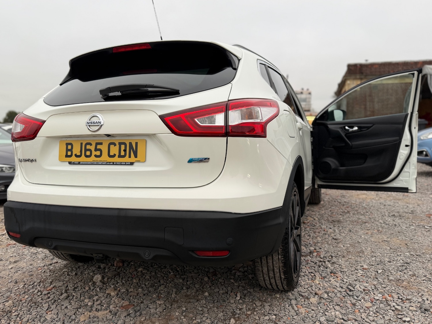 Used Nissan Qashqai 2015 for sale - 76274346: Photo 27