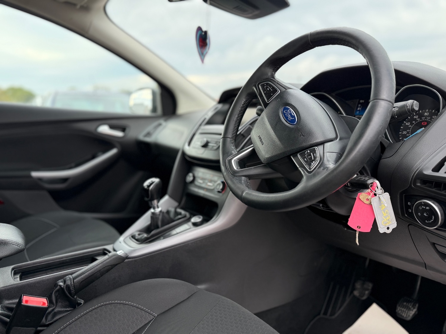 Used Ford Focus 2015 for sale - 76625643: Photo 11