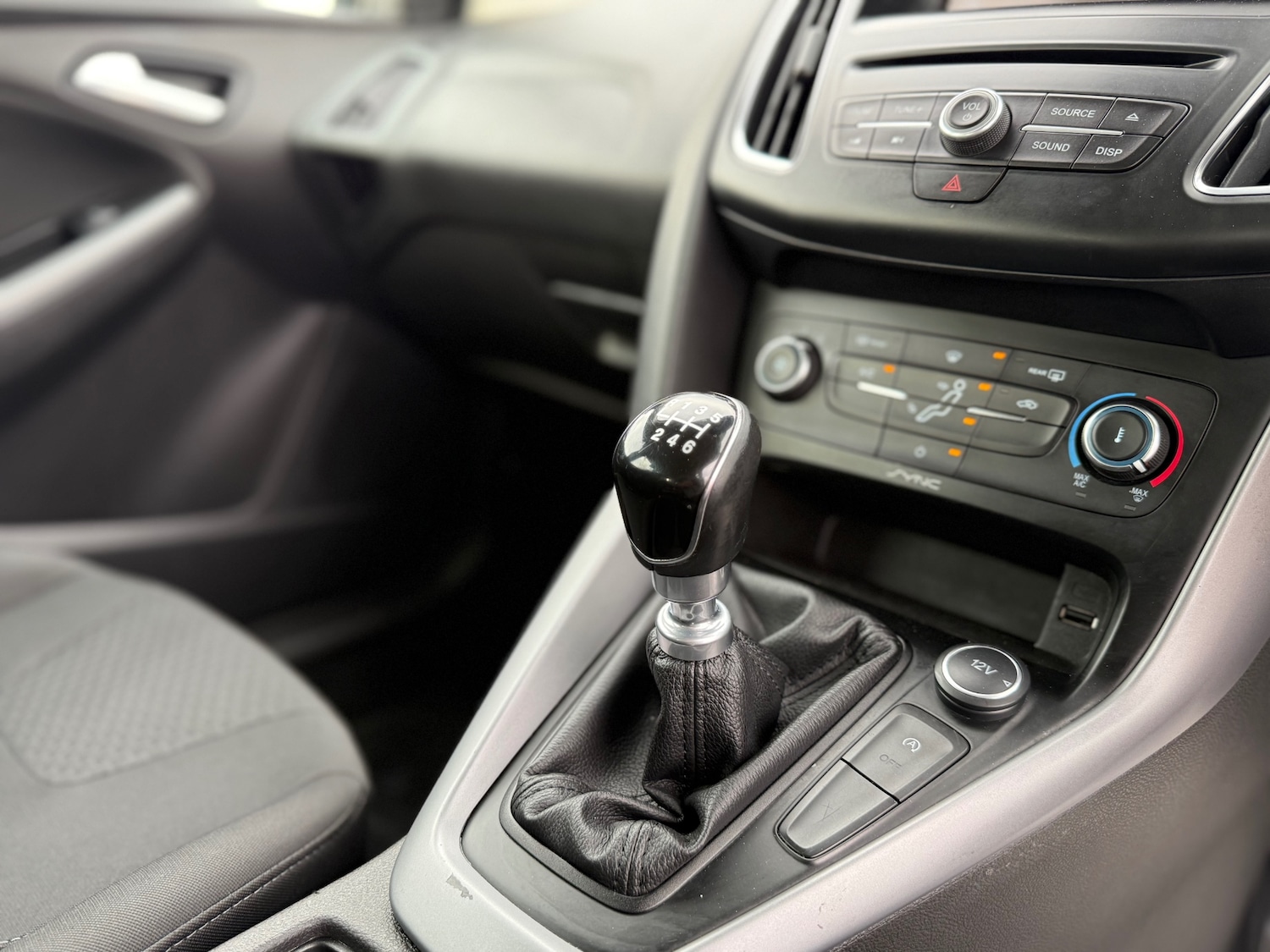 Used Ford Focus 2015 for sale - 76625643: Photo 16