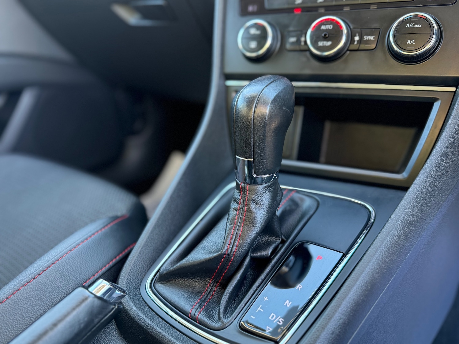 Used SEAT Leon 2016 for sale - 76697040: Photo 16