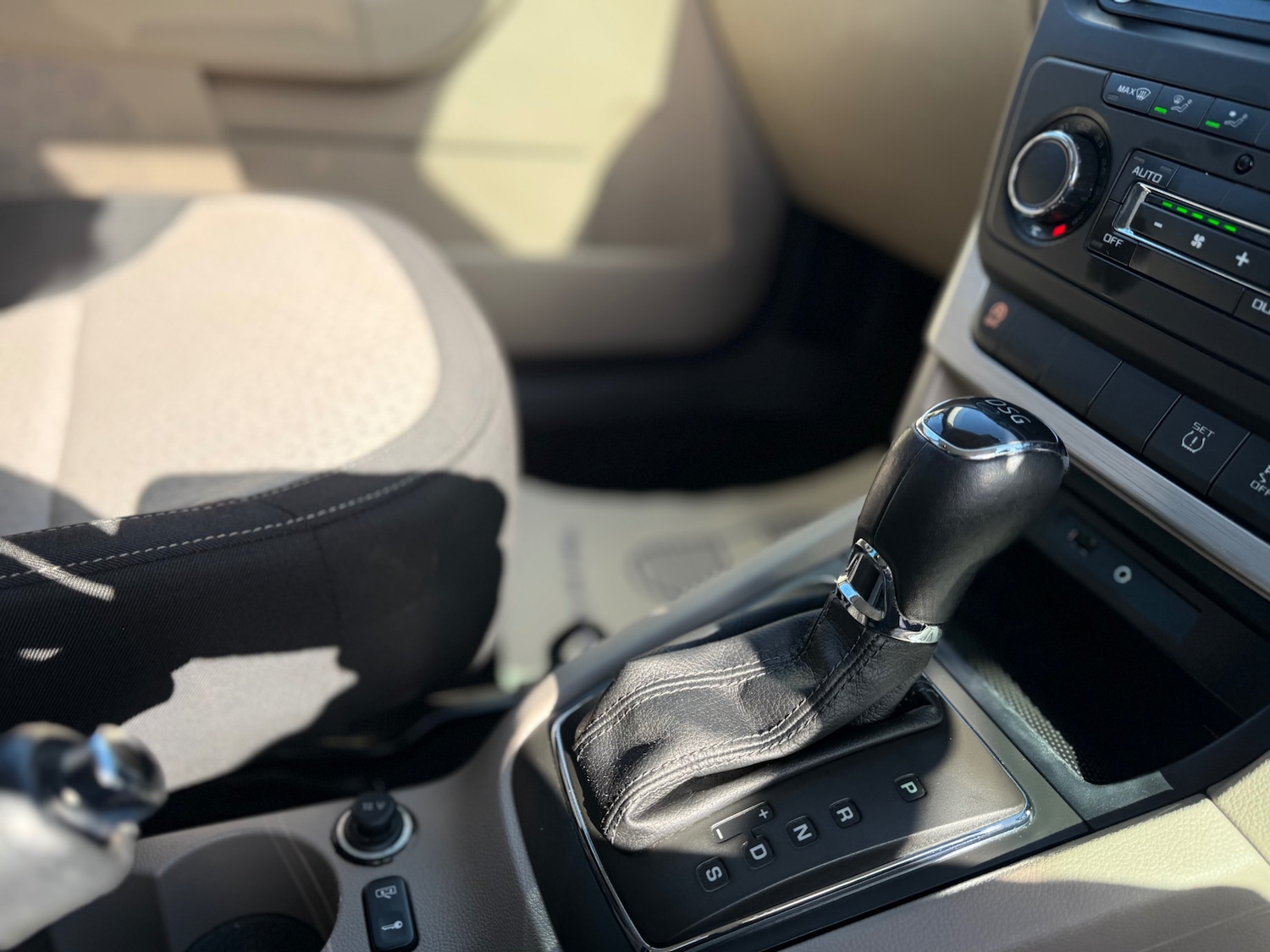 Used Skoda Yeti 2016 for sale - 76392354: Photo 12