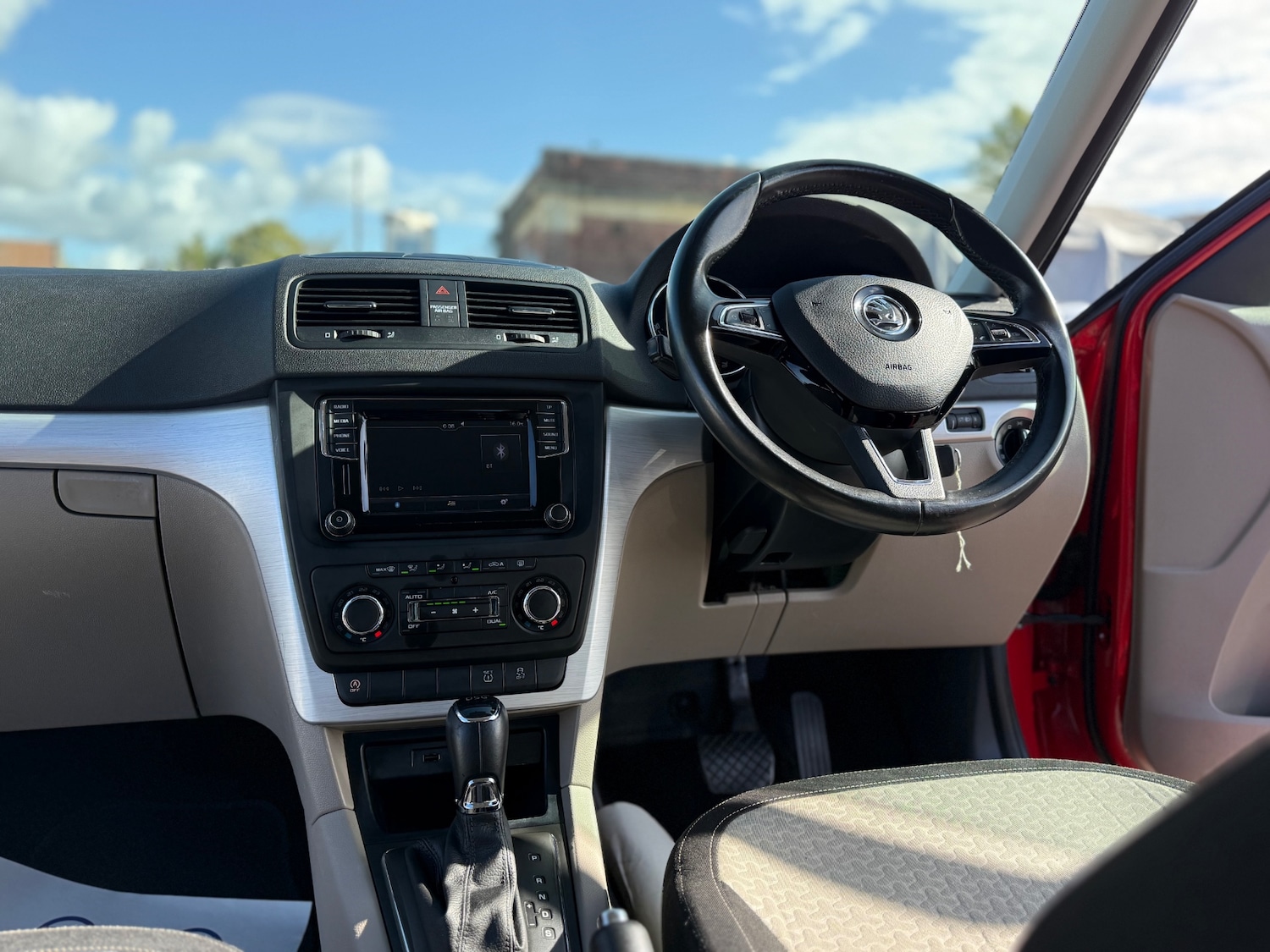 Used Skoda Yeti 2016 for sale - 76392354: Photo 24