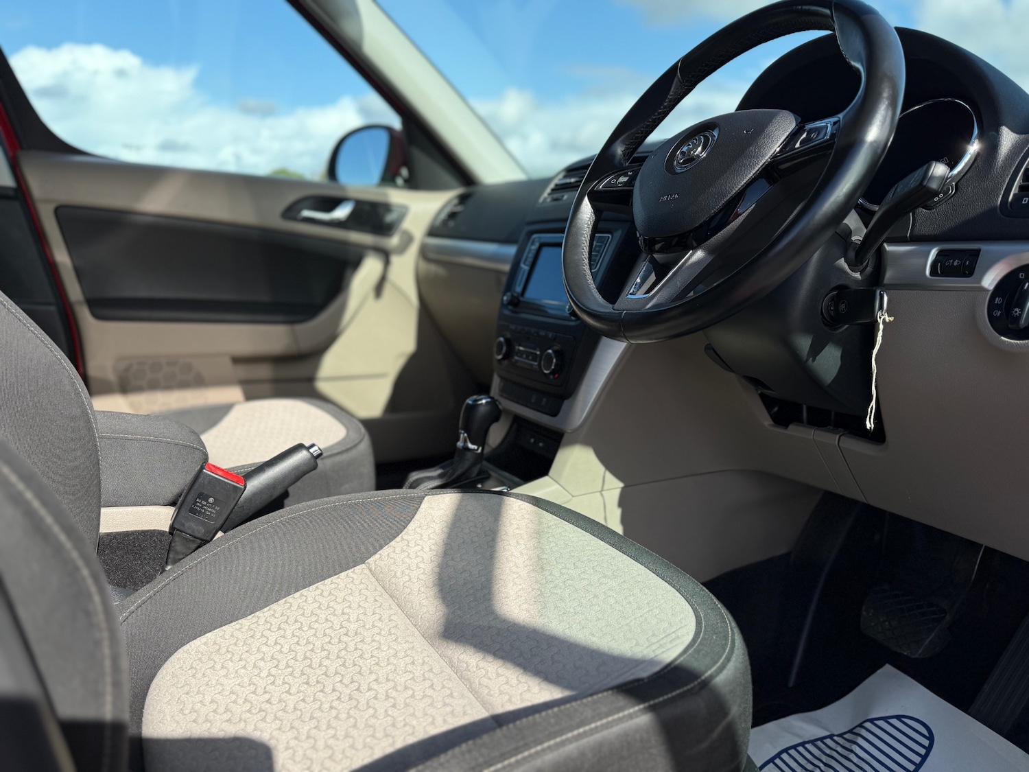 Used Skoda Yeti 2016 for sale - 76392354: Photo 9