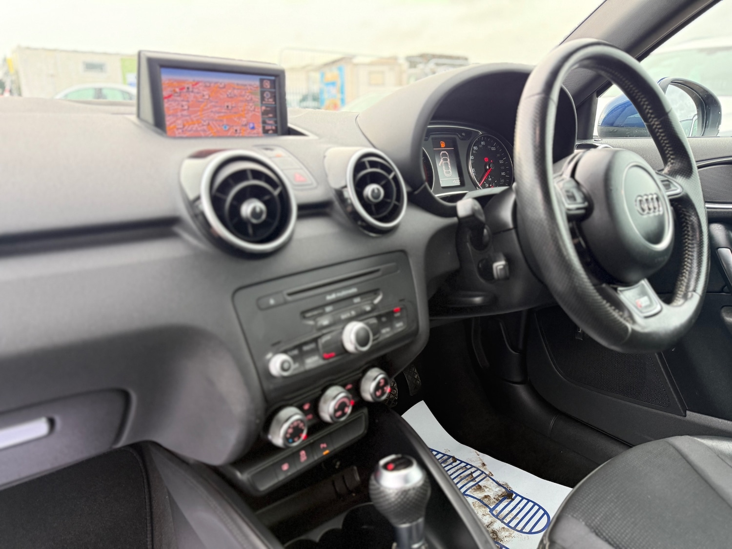 Used Audi A1 2012 for sale - 76984228: Photo 16