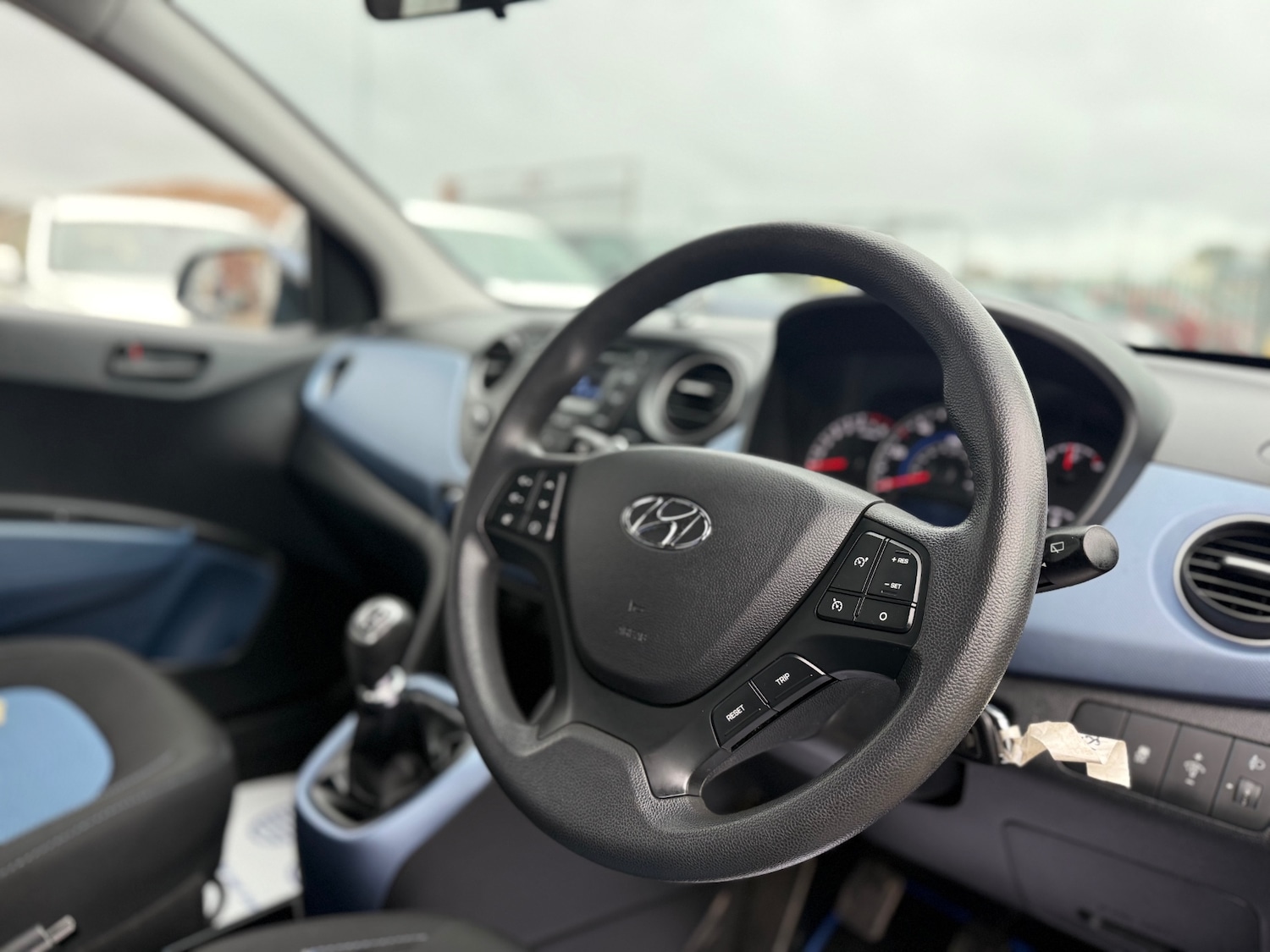 Used Hyundai i10 2015 for sale - 76984207: Photo 10