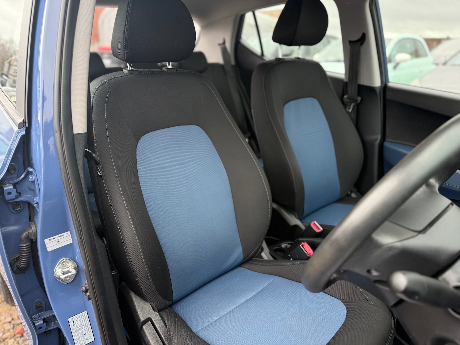 Used Hyundai i10 2015 for sale - 76984207: Photo 13