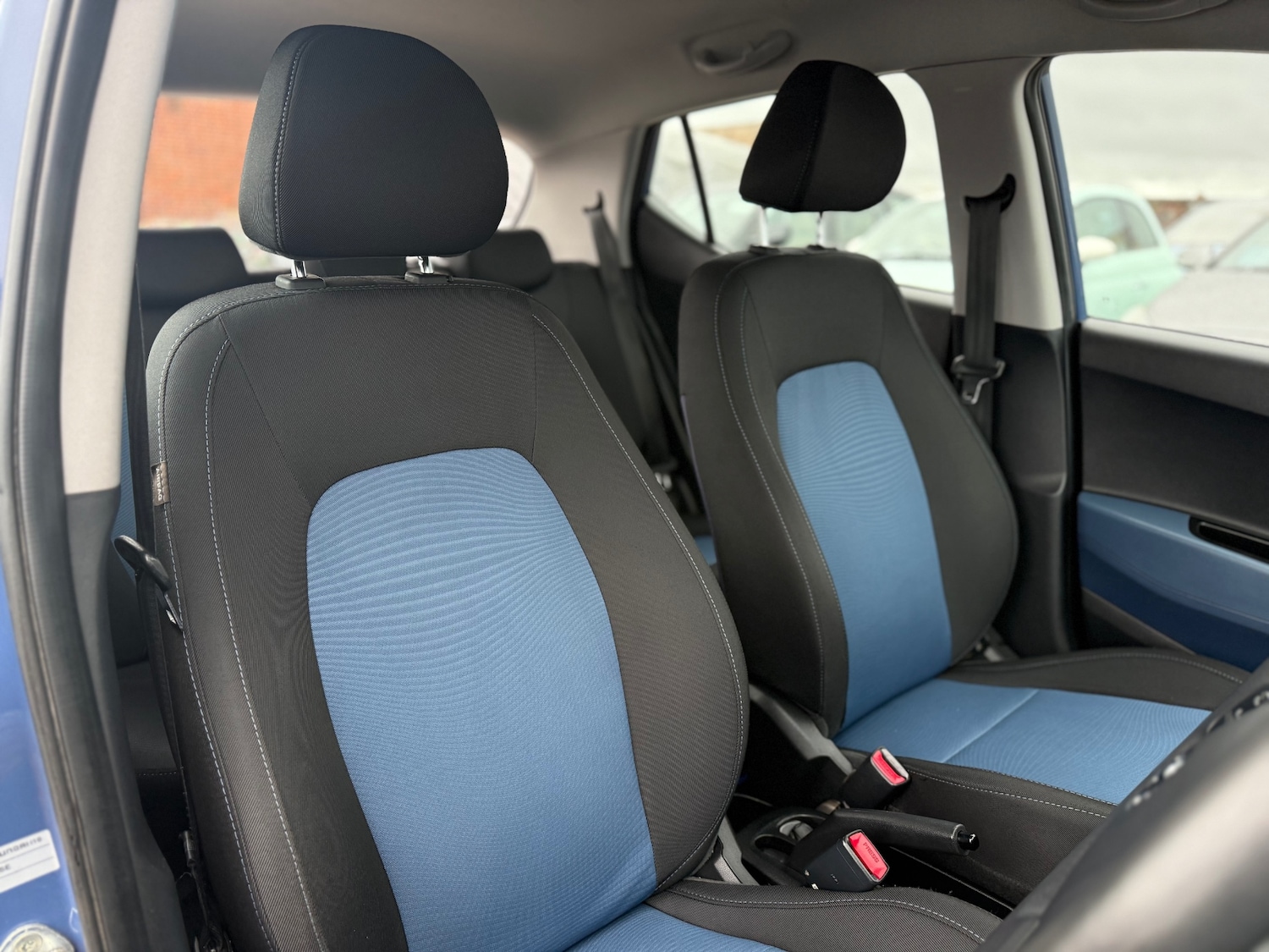 Used Hyundai i10 2015 for sale - 76984207: Photo 19