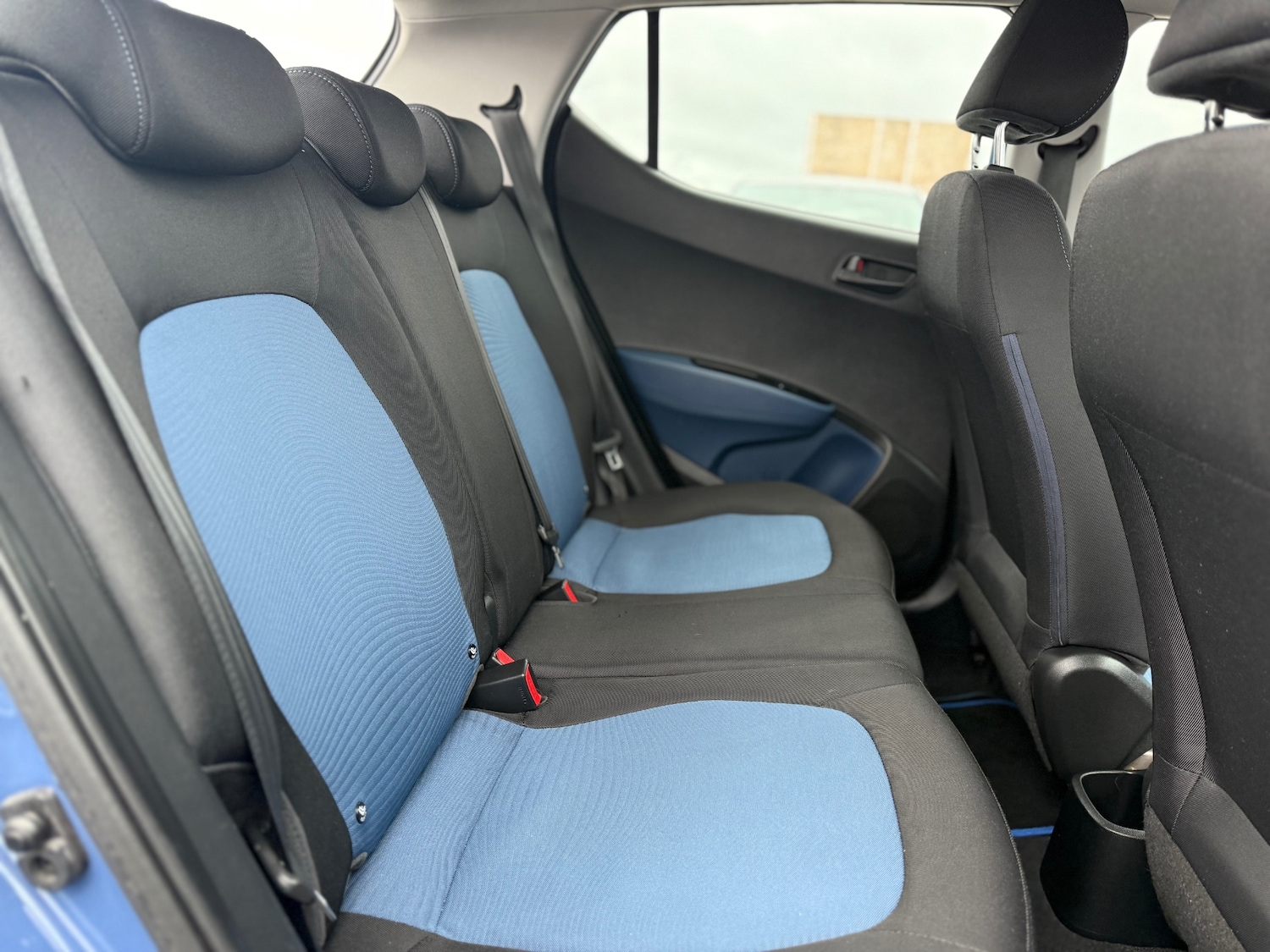 Used Hyundai i10 2015 for sale - 76984207: Photo 20