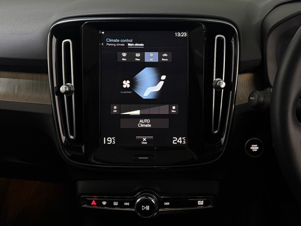 Used Volvo XC40 2018 for sale - 77218598: Photo 19