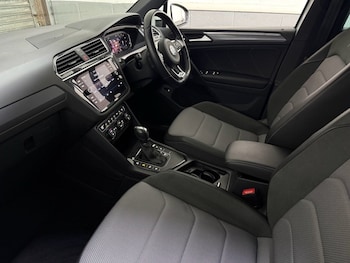 Used Volkswagen Tiguan 2019 for sale - 76962101: Photo