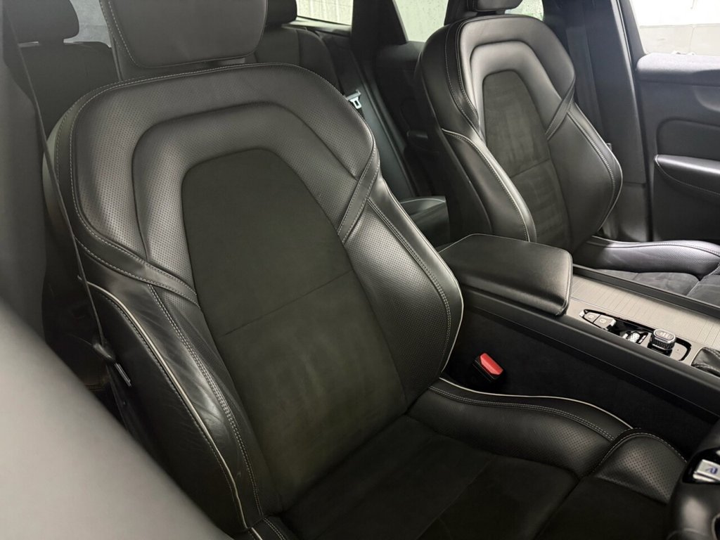 Used Volvo XC60 2018 for sale - 76883344: Photo 12