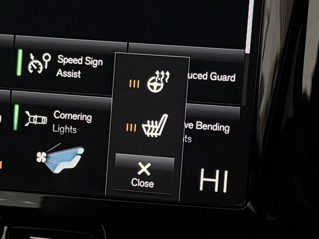 Used Volvo XC60 2018 for sale - 76883344: Photo 5