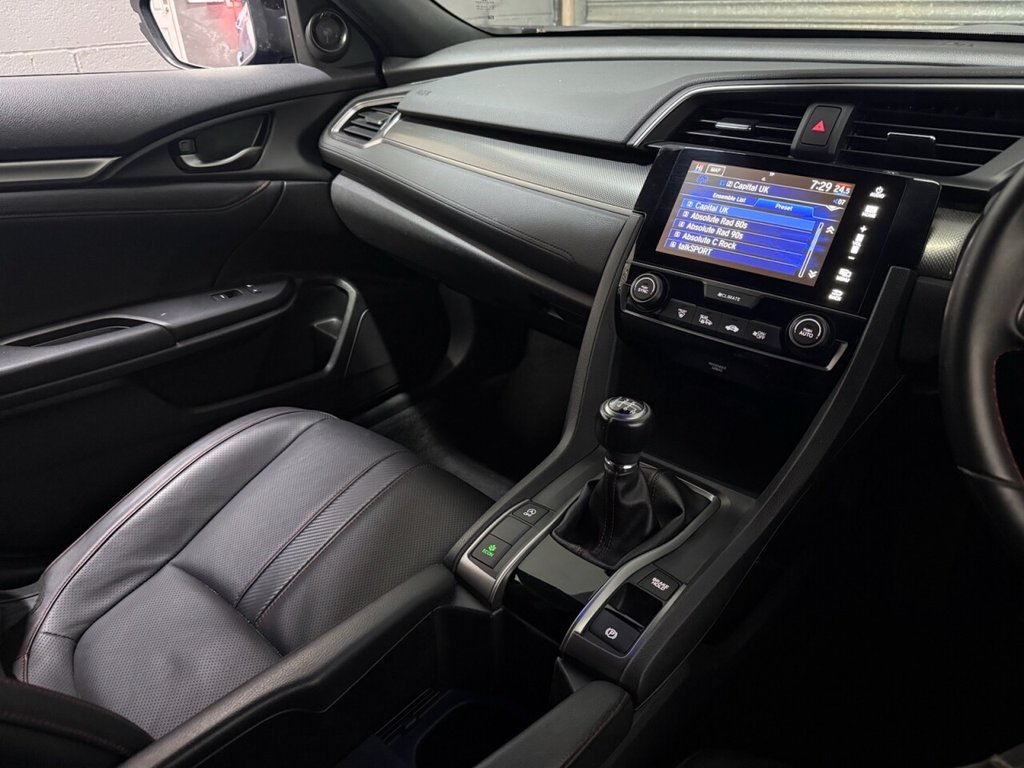 Used Honda Civic 2019 for sale - 77139548: Photo 13