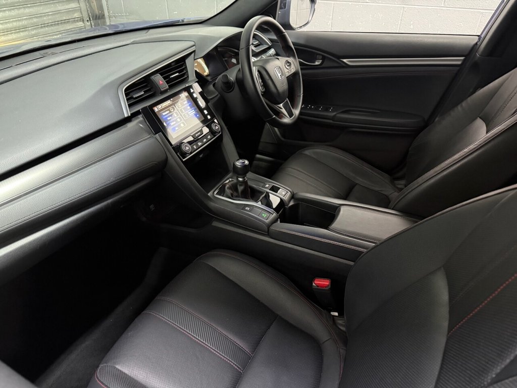 Used Honda Civic 2019 for sale - 77139548: Photo 2