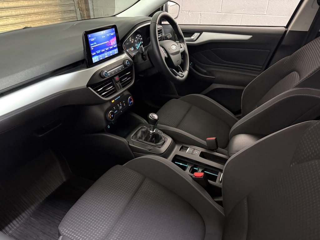 Used Ford Focus 2018 for sale - 77026841: Photo 2