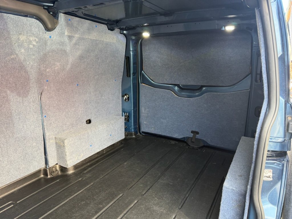 Used Ford Transit Custom 2019 for sale - 76882975: Photo 20