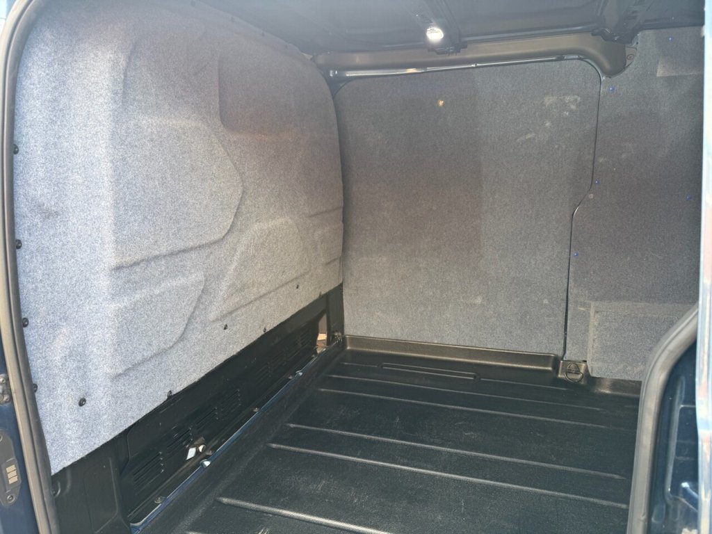 Used Ford Transit Custom 2019 for sale - 76882975: Photo 21