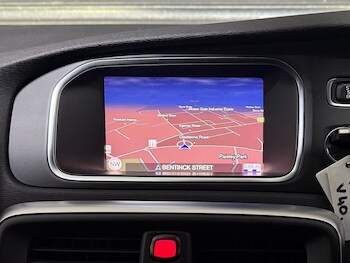 Used Volvo V40 2019 for sale - 77172083: Photo