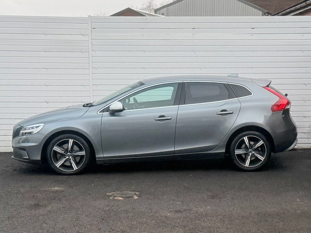 Used Volvo V40 2019 for sale - 77172083: Photo 8