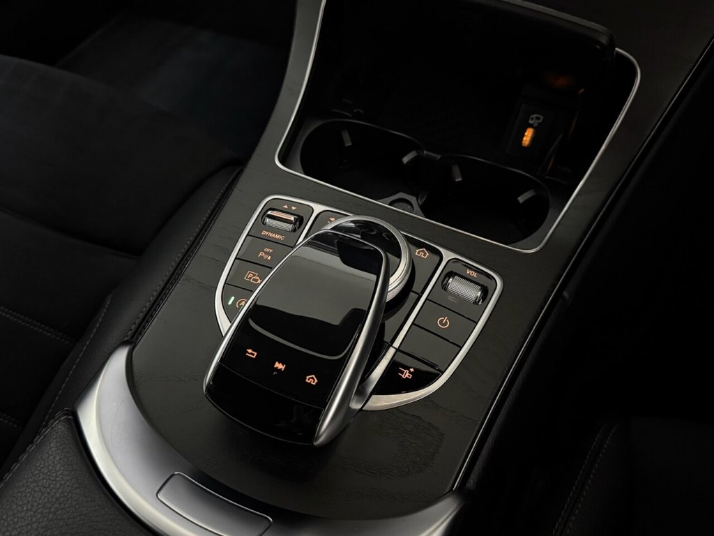 Used Mercedes-Benz C Class 2020 for sale - 76883148: Photo 25