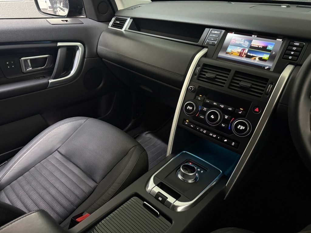 Used Land Rover Discovery Sport 2016 for sale - 76950191: Photo 13