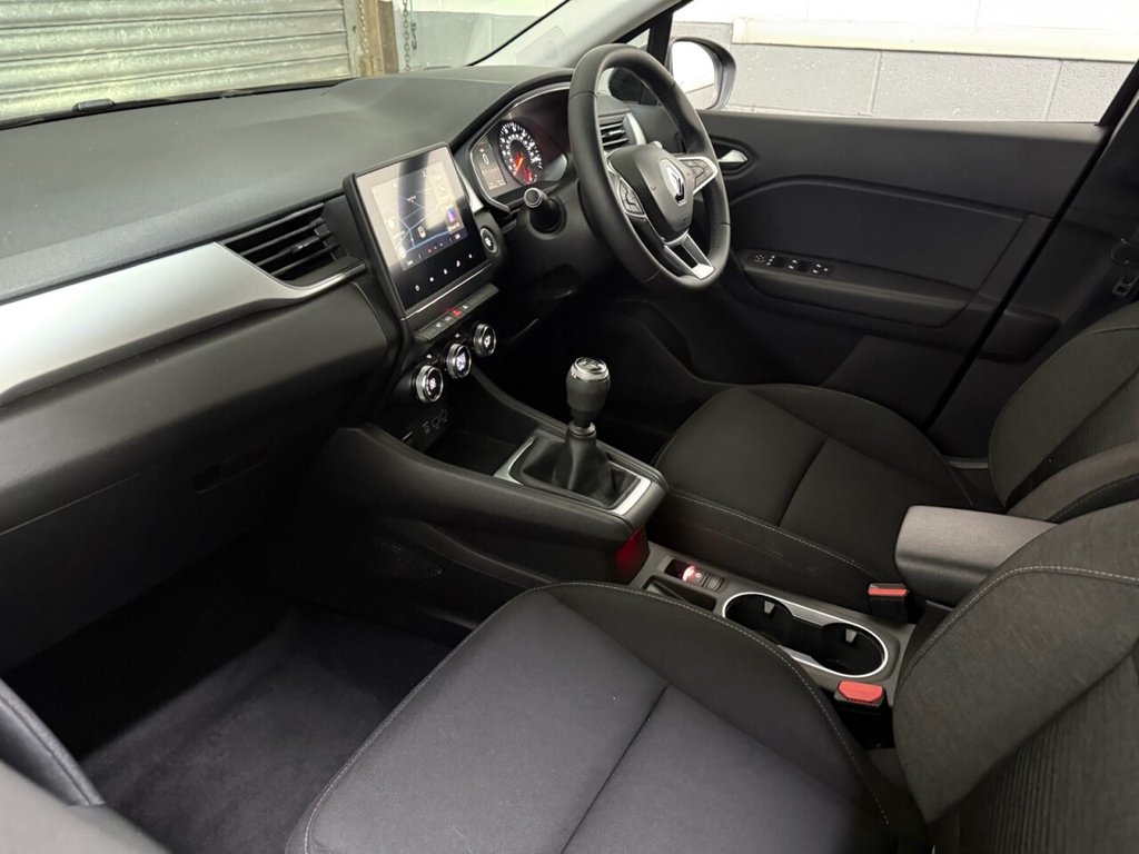 Used Renault Captur 2020 for sale - 77384218: Photo 2