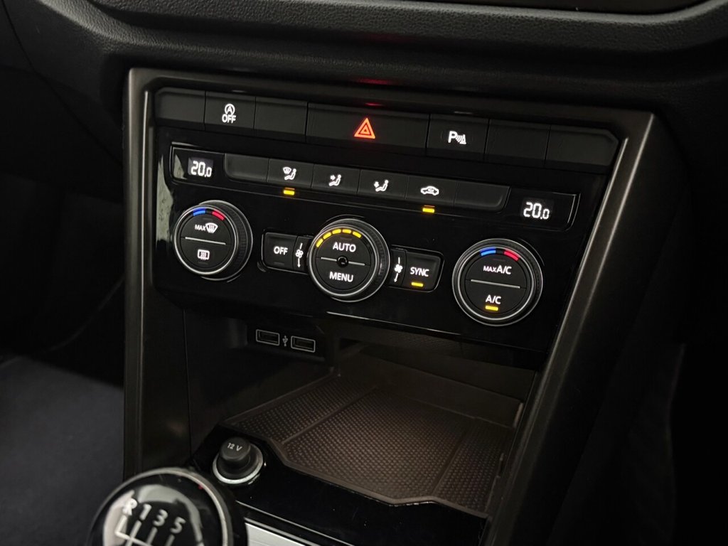 Used Volkswagen T-Roc 2019 for sale - 77218634: Photo 22