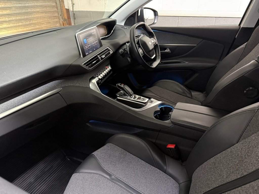 Used Peugeot 3008 2018 for sale - 77341472: Photo 2