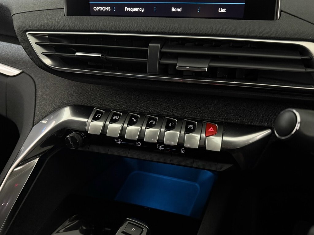 Used Peugeot 3008 2018 for sale - 77341472: Photo 20