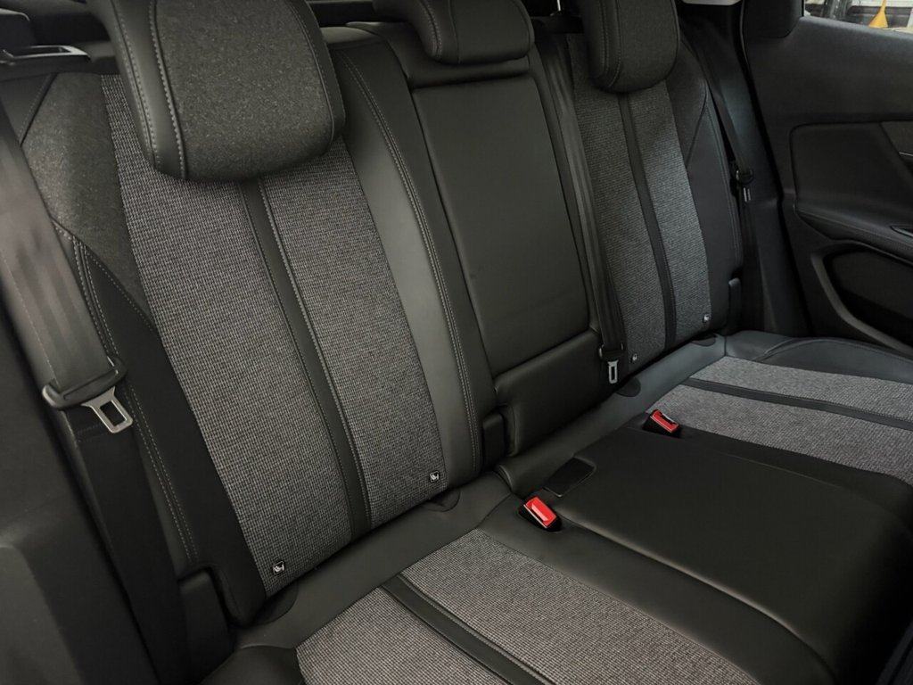 Used Peugeot 3008 2018 for sale - 77341472: Photo 24