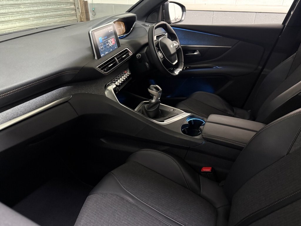 Used Peugeot 3008 2019 for sale - 76883055: Photo 2