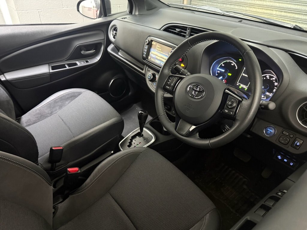Used Toyota Yaris 2019 for sale - 76883136: Photo 10