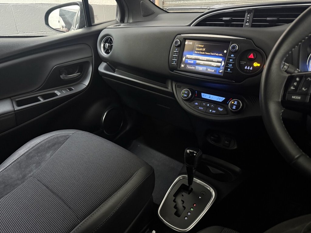 Used Toyota Yaris 2019 for sale - 76883136: Photo 12