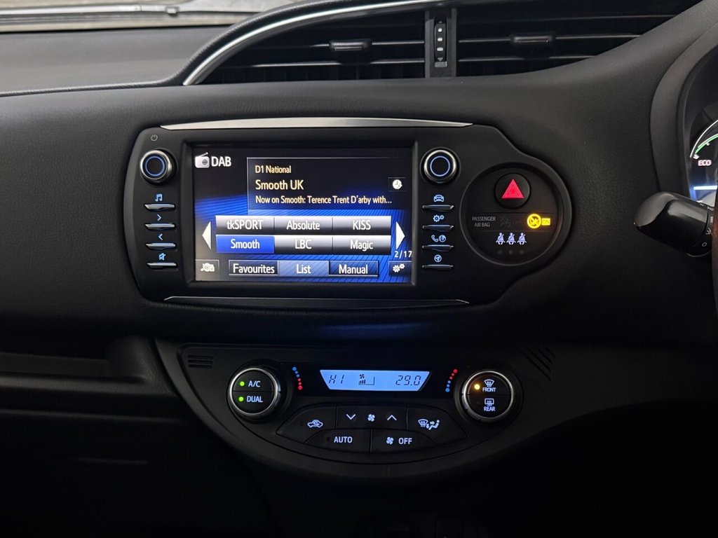 Used Toyota Yaris 2019 for sale - 76883136: Photo 17