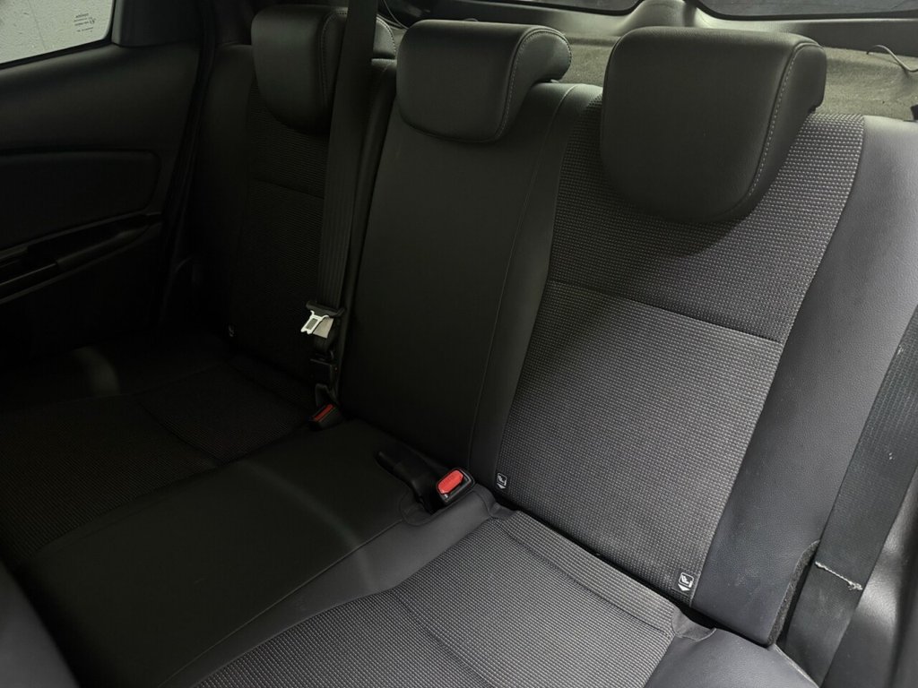 Used Toyota Yaris 2019 for sale - 76883136: Photo 24