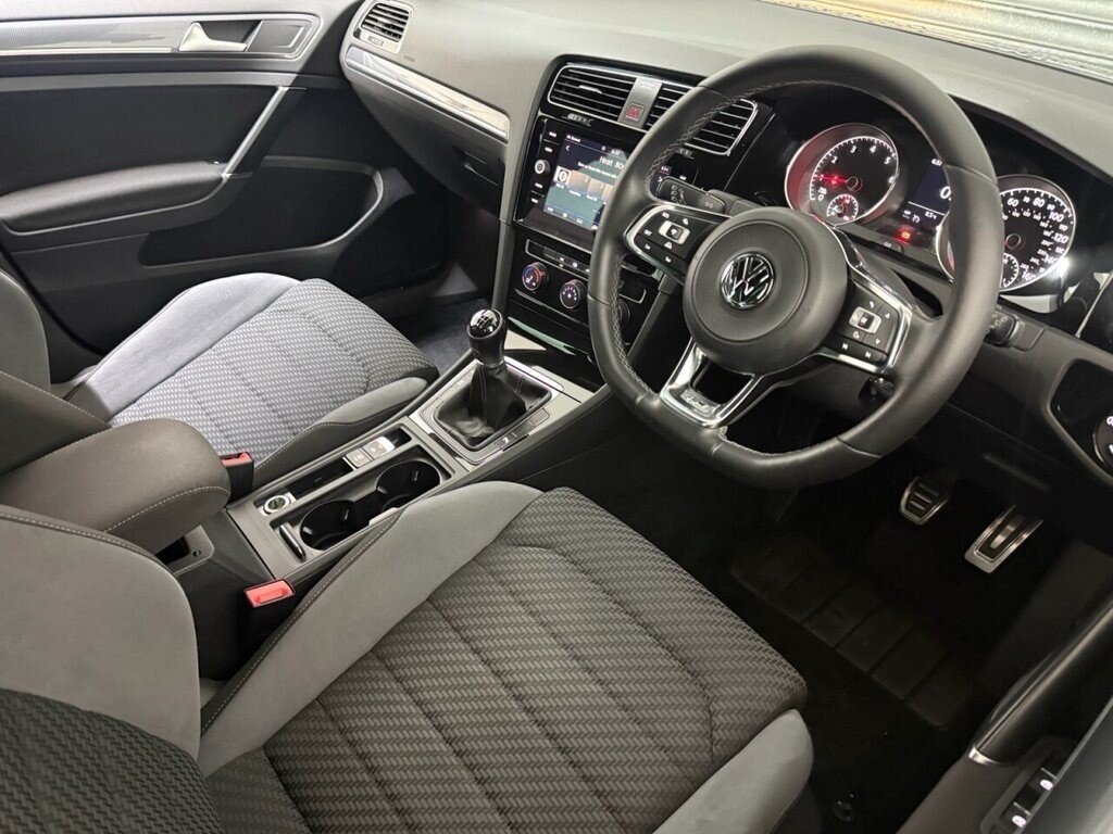 Used Volkswagen Golf 2017 for sale - 77027152: Photo 10