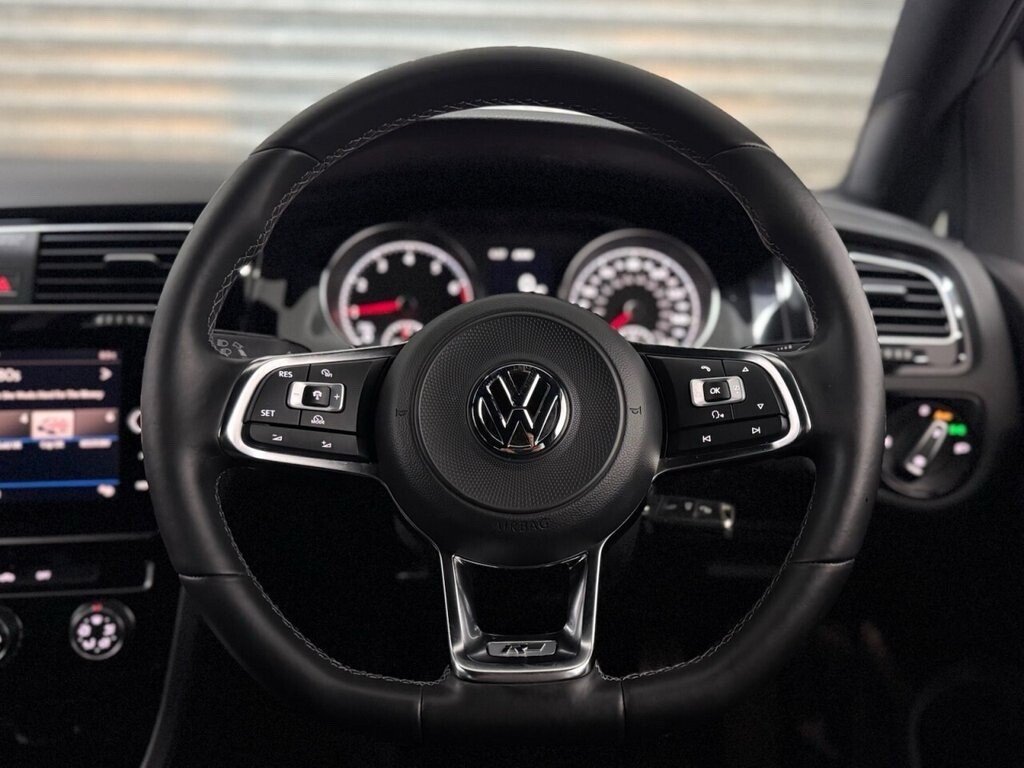 Used Volkswagen Golf 2017 for sale - 77027152: Photo 15