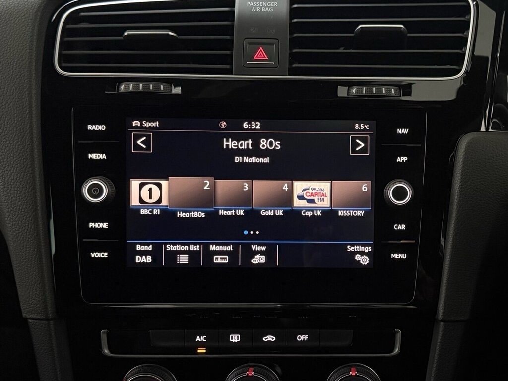 Used Volkswagen Golf 2017 for sale - 77027152: Photo 17