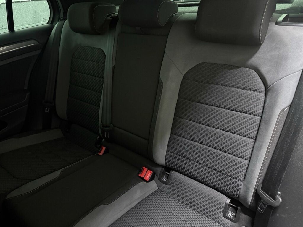 Used Volkswagen Golf 2017 for sale - 77027152: Photo 24