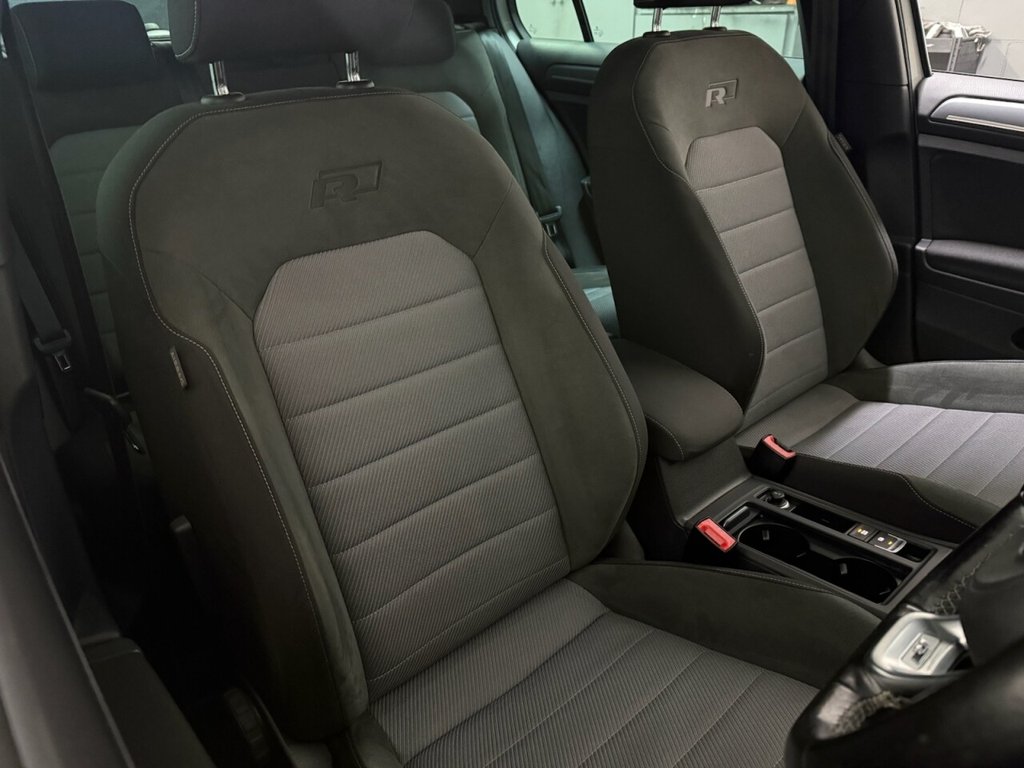 Used Volkswagen Golf 2017 for sale - 76883105: Photo 13