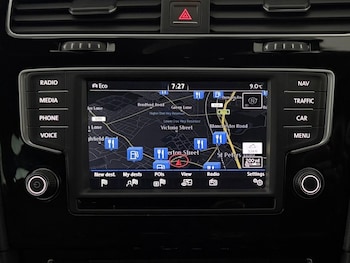 Used Volkswagen Golf 2017 for sale - 76883105: Photo