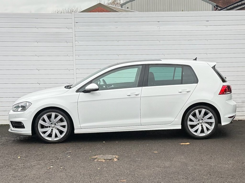 Used Volkswagen Golf 2017 for sale - 76883105: Photo 8