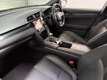 Used Honda Civic 2020 for sale - 77110858: Photo