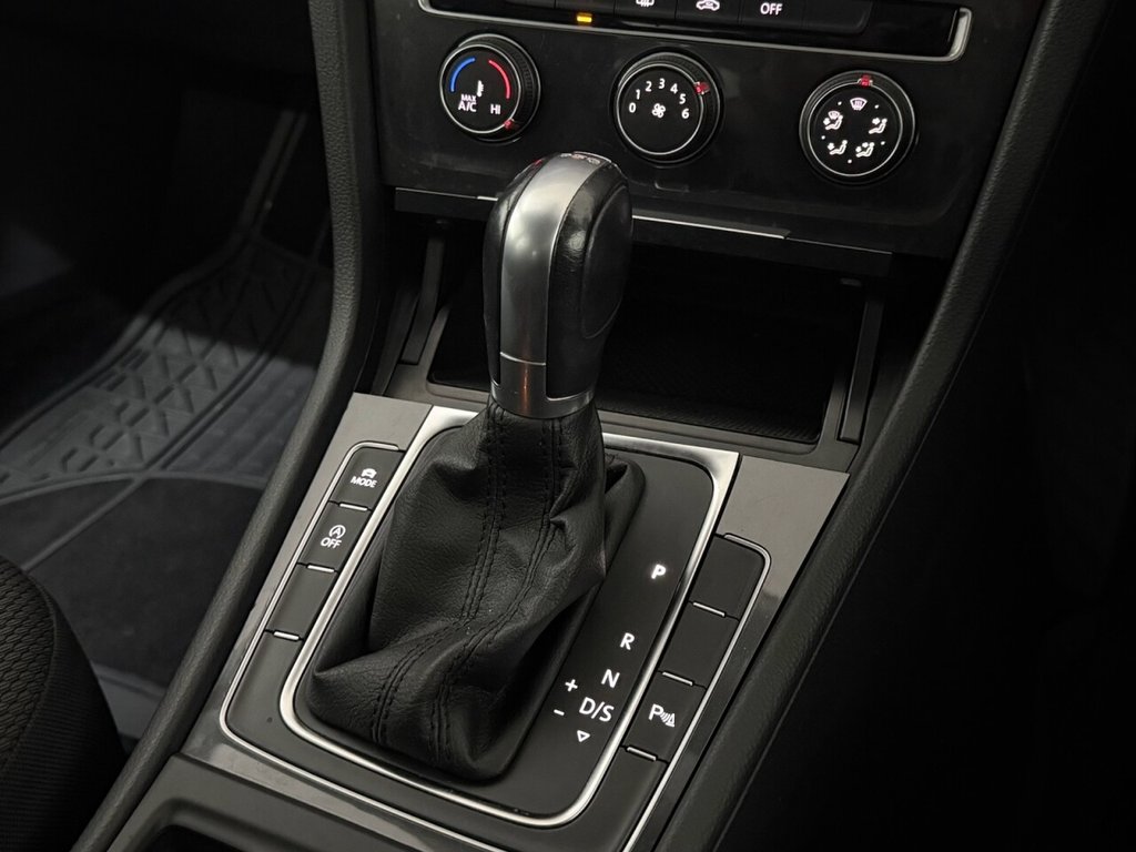 Used Volkswagen Golf 2017 for sale - 76883064: Photo 23