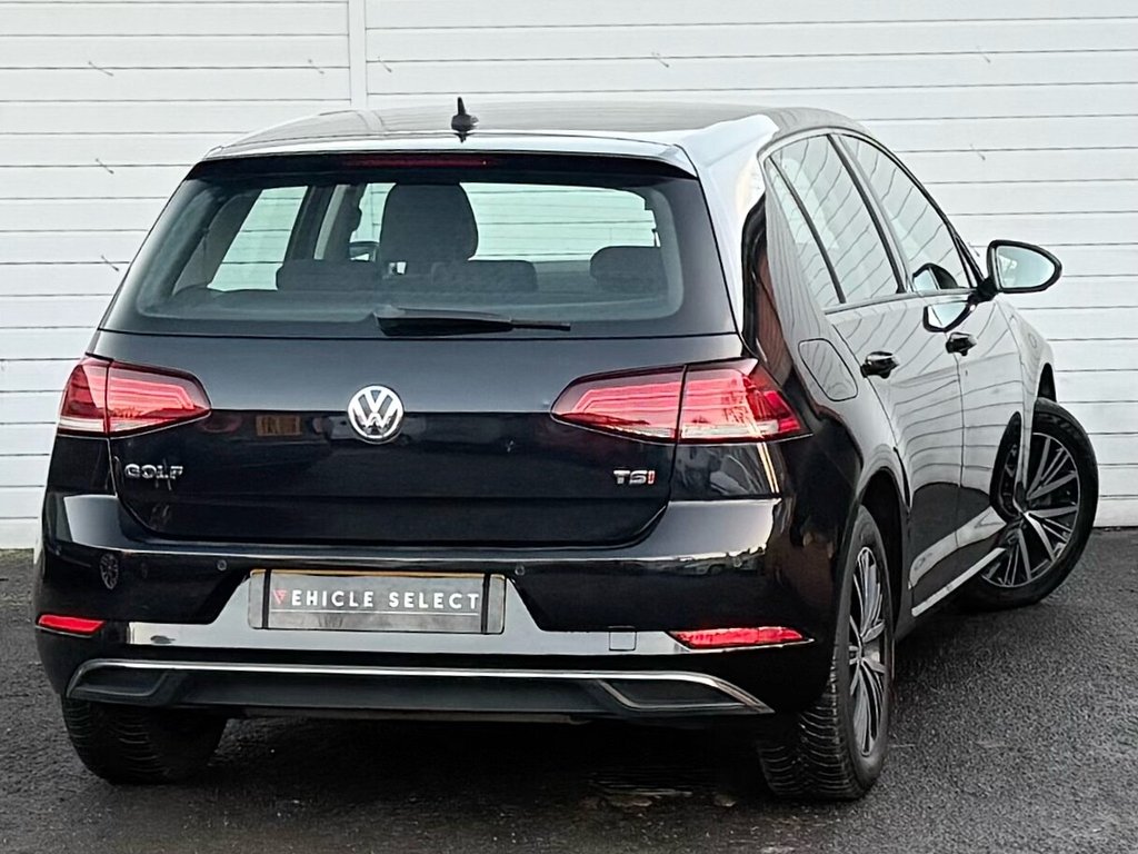 Used Volkswagen Golf 2017 for sale - 76883064: Photo 9