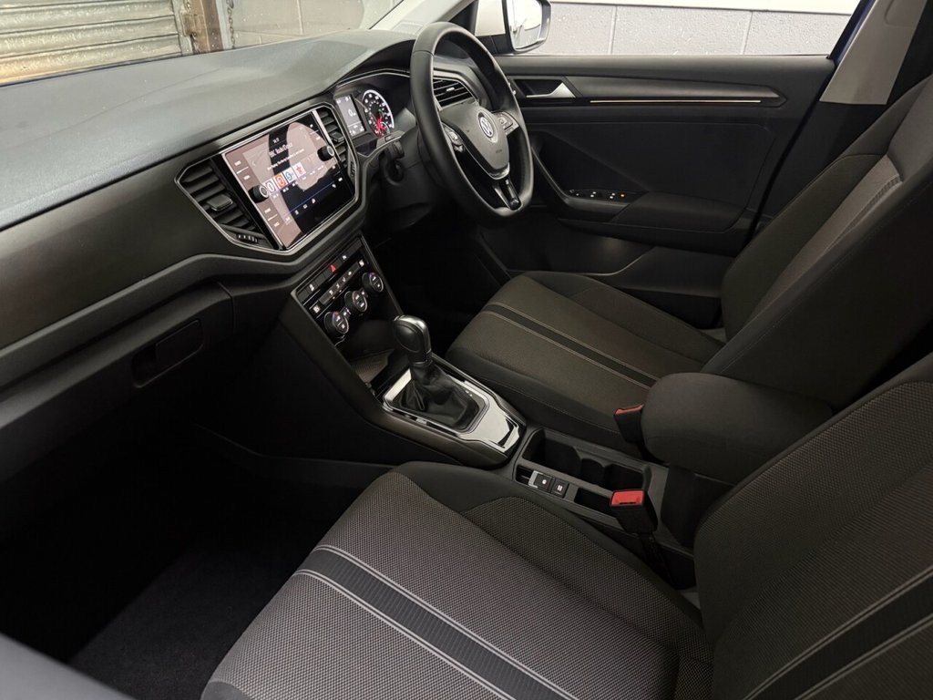 Used Volkswagen T-Roc 2019 for sale - 77341221: Photo 2