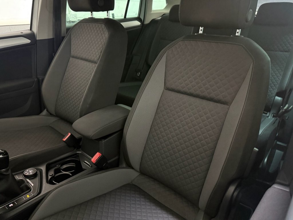 Used Volkswagen Tiguan 2016 for sale - 77172038: Photo 15